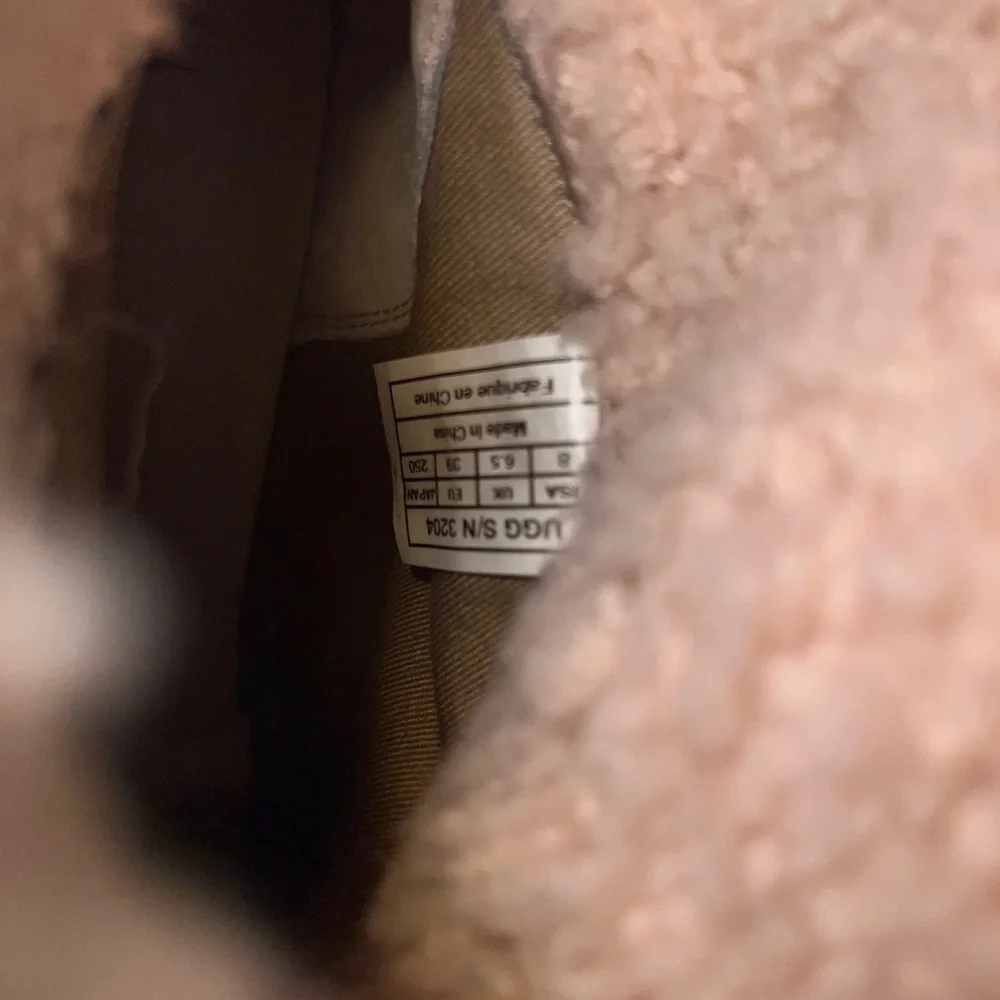 UGG Women's Brown Lynnea Shearling Mules - Picture 6 of 7